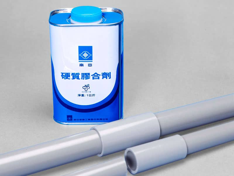 PVC pipe adhesive or PVC cement is the best solution for joining PVC pipes and fittings due to its three characteristics: easy construction, quick-drying adavantage, and special situation for fixing leaky PVC pipes.