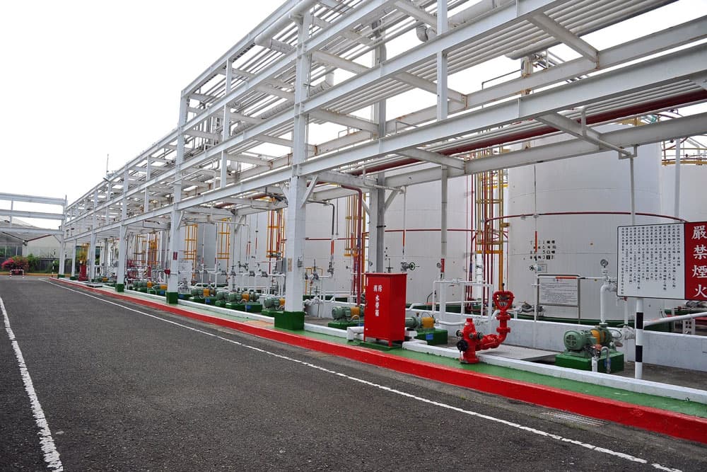 Fireworks are prohibited in Linyuan plant, and that's why Nan Ya Plastics Corporation has established fire safety facilities and gas monitoring systems to comply with the fire code.